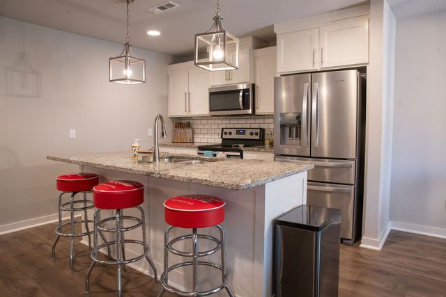 9 Alyce Lane, Bella Vista, AR 72714