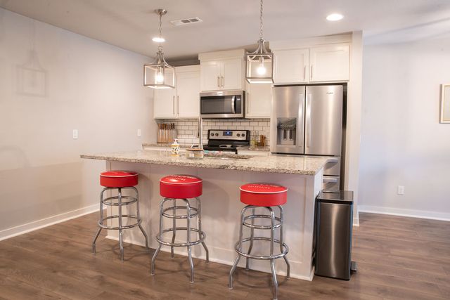 9 Alyce Lane, Bella Vista, AR 72714