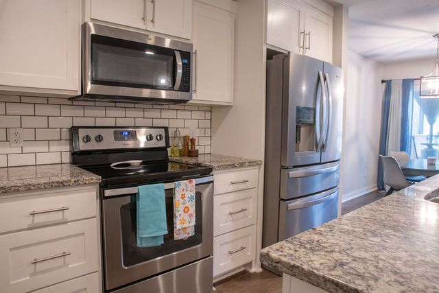 9 Alyce Lane, Bella Vista, AR 72714