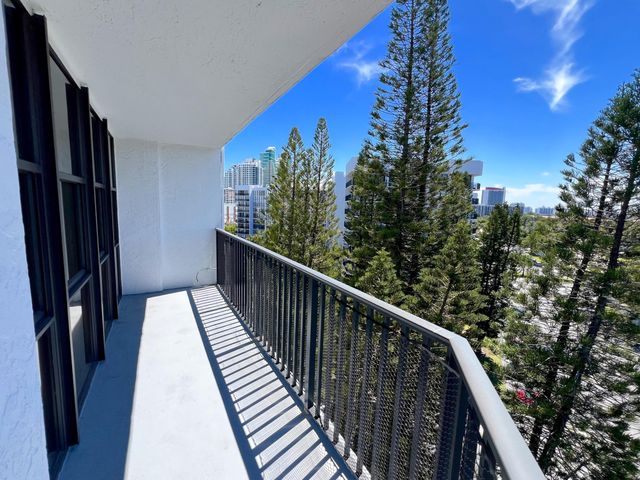 1000 Parkview Drive 831, Hallandale Beach, FL 33009