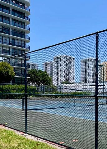 1000 Parkview Drive 831, Hallandale Beach, FL 33009