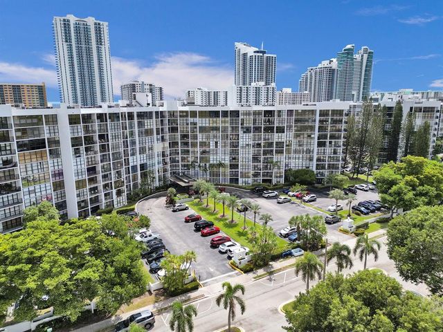 1000 Parkview Drive 831, Hallandale Beach, FL 33009
