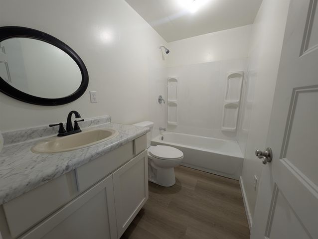 200 E Anniston Ct, Derby, KS 67037