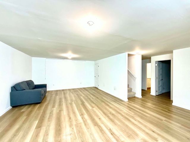200 E Anniston Ct, Derby, KS 67037