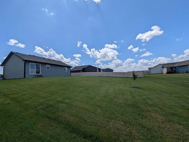 200 E Anniston Ct, Derby, KS 67037