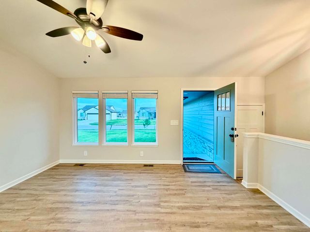 200 E Anniston Ct, Derby, KS 67037