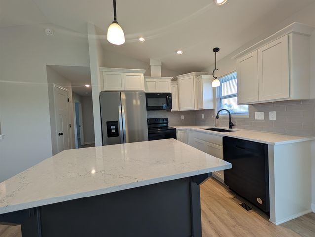 200 E Anniston Ct, Derby, KS 67037