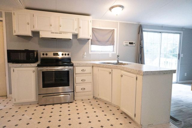 206 Belfast Lane, Walterboro, SC 29488