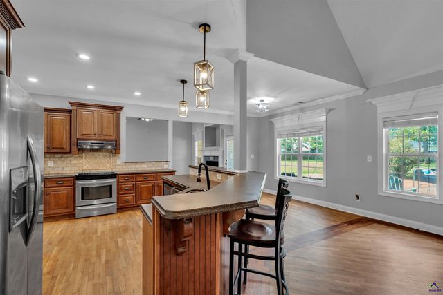 125 Pond Drive, Kathleen, GA 31047