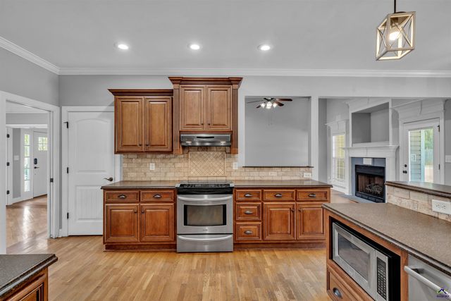 125 Pond Drive, Kathleen, GA 31047