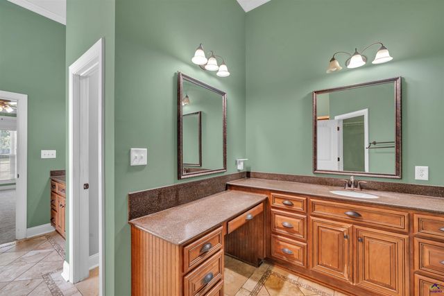 125 Pond Drive, Kathleen, GA 31047
