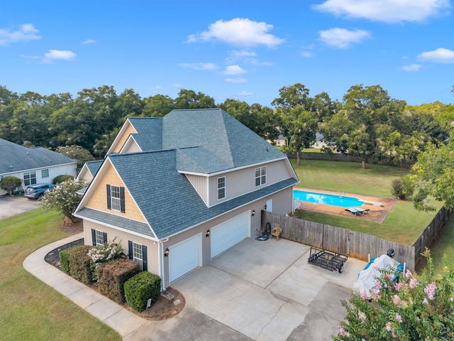 125 Pond Drive, Kathleen, GA 31047