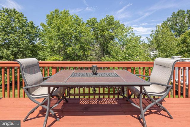 504 JOSHUA CT, North Wales, PA 19454