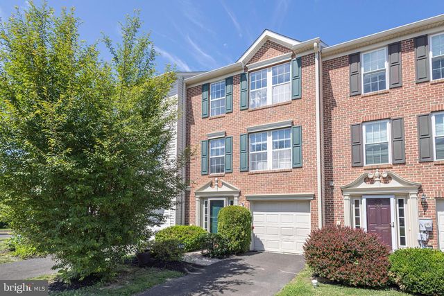 504 JOSHUA CT, North Wales, PA 19454