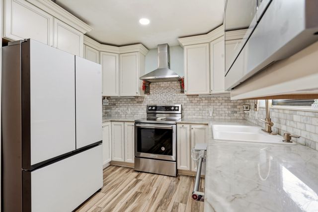 5860 Marina Drive 24, Garland, TX 75043