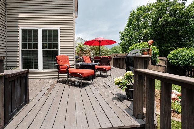 129 Baldridge Dr, Cottontown, TN 37048