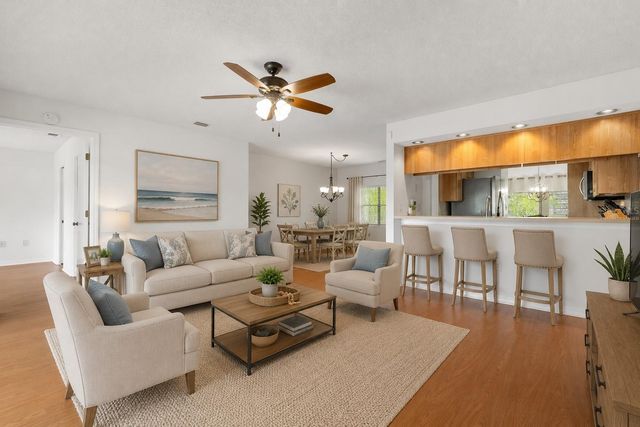 1801 E LAKE ROAD 19D, Palm Harbor, FL 34685