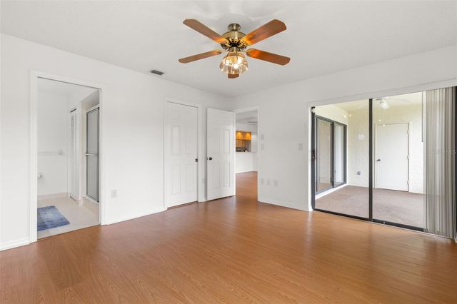 1801 E LAKE ROAD 19D, Palm Harbor, FL 34685