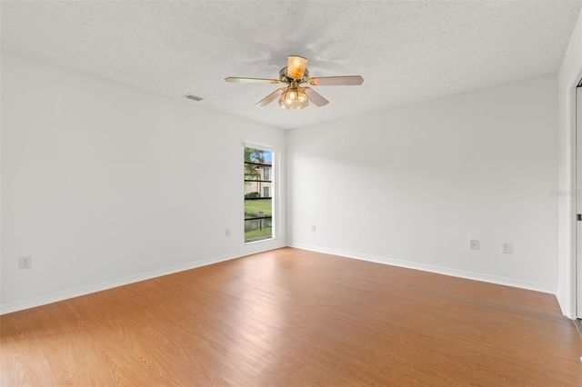 1801 E LAKE ROAD 19D, Palm Harbor, FL 34685