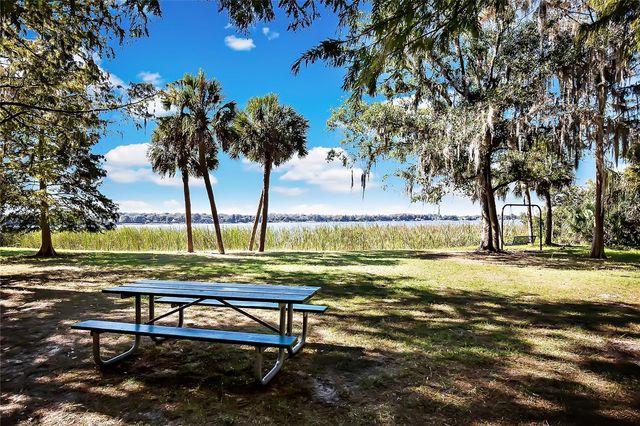1801 E LAKE ROAD 19D, Palm Harbor, FL 34685