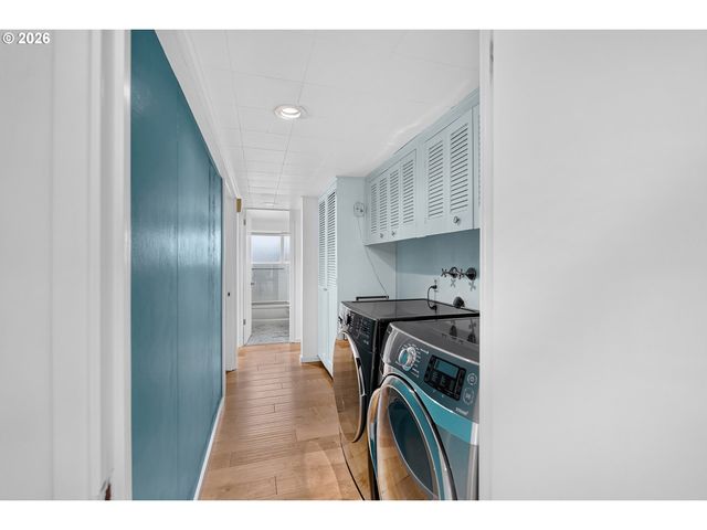 826 DELMAR Pl, Eugene, OR 97401