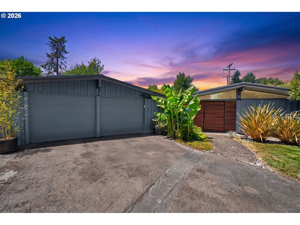 826 DELMAR Pl, Eugene, OR 97401