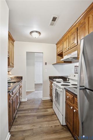 5616 Annette Dr, Sandston, VA 23150