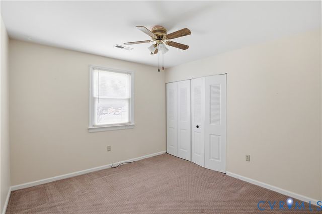 5616 Annette Dr, Sandston, VA 23150
