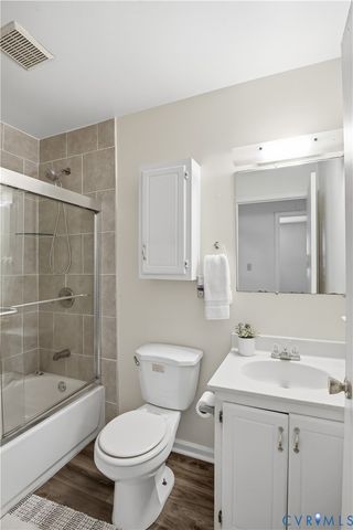 5616 Annette Dr, Sandston, VA 23150