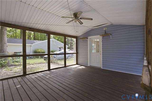 5616 Annette Dr, Sandston, VA 23150