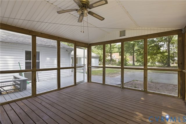 5616 Annette Dr, Sandston, VA 23150