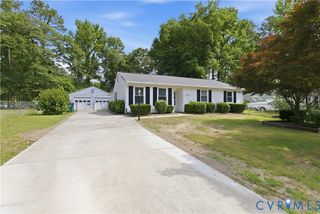 5616 Annette Dr, Sandston, VA 23150