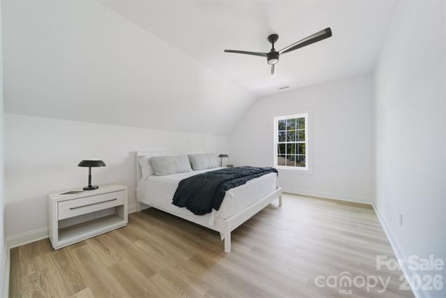 5764 Lake Pointe Drive, Granite Falls, NC 28630
