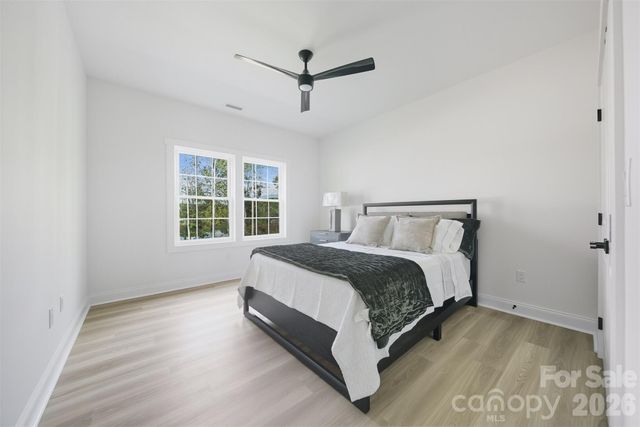 5764 Lake Pointe Drive, Granite Falls, NC 28630