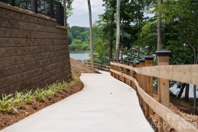 5764 Lake Pointe Drive, Granite Falls, NC 28630
