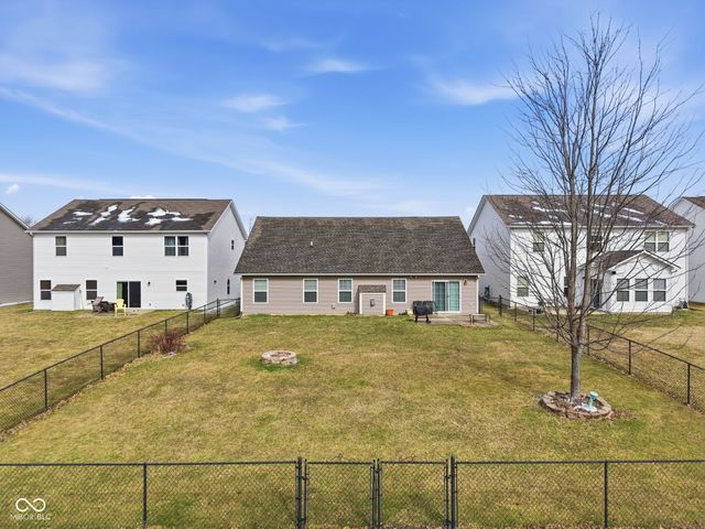 5911 Edelle Drive, Indianapolis, IN 46237