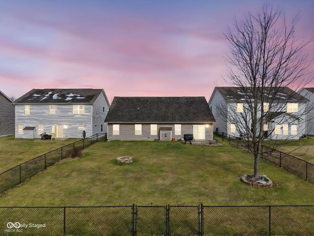 5911 Edelle Drive, Indianapolis, IN 46237