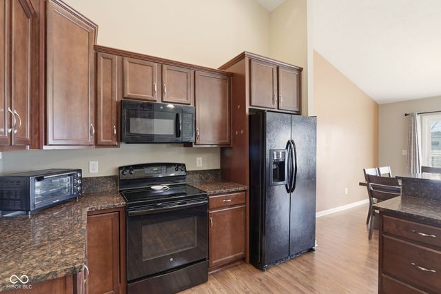 5911 Edelle Drive, Indianapolis, IN 46237