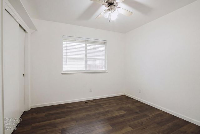 1584 Northgate Dr, Manteca, CA 95336