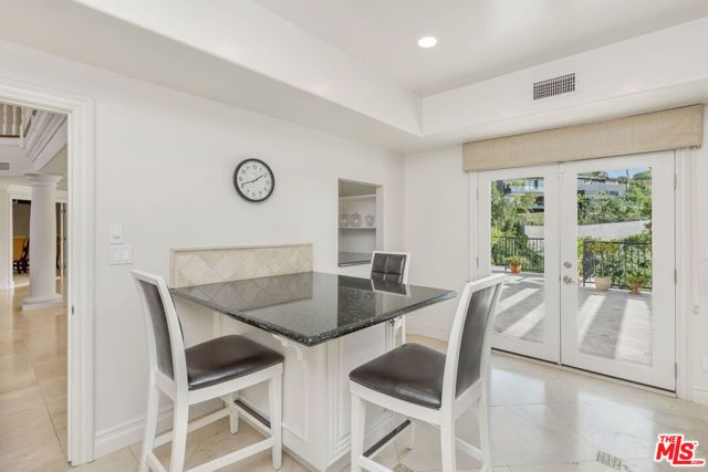 1922 Bel Air Road, Los Angeles, CA 90077