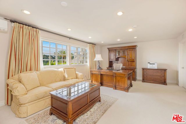 1922 Bel Air Road, Los Angeles, CA 90077