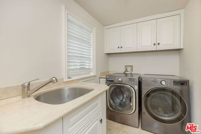 1922 Bel Air Road, Los Angeles, CA 90077