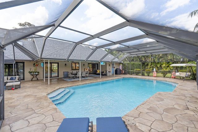 15270 Meadow Wood Drive, Wellington, FL 33414
