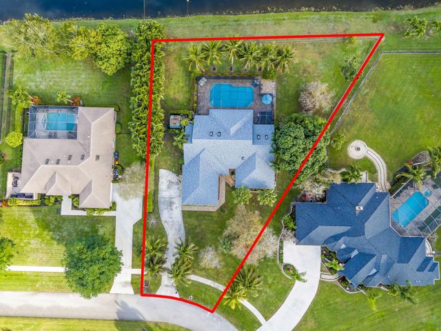 15270 Meadow Wood Drive, Wellington, FL 33414