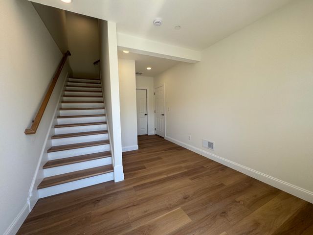 6A Dearborn Circle, Goffstown, NH 03045