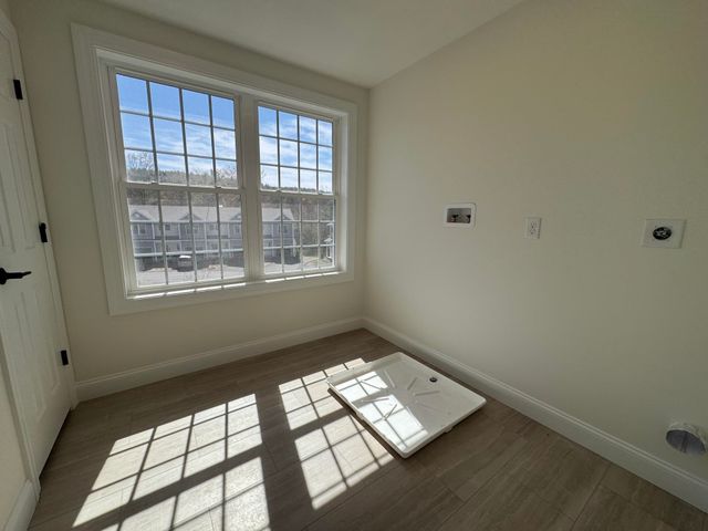 6A Dearborn Circle, Goffstown, NH 03045