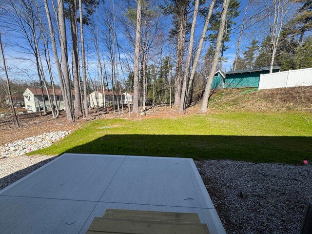 6A Dearborn Circle, Goffstown, NH 03045
