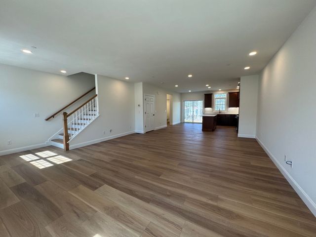 6A Dearborn Circle, Goffstown, NH 03045