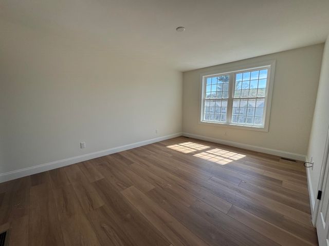6A Dearborn Circle, Goffstown, NH 03045