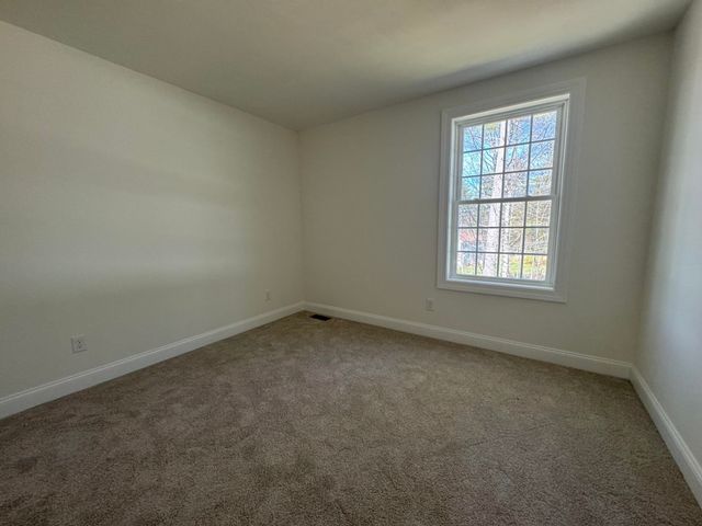 6A Dearborn Circle, Goffstown, NH 03045